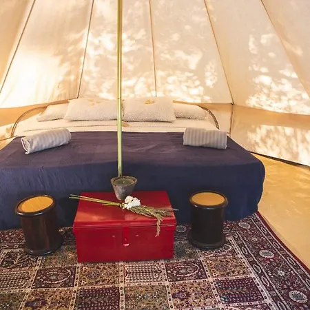 Le Repere Du Pin Sec - Glamping & Surfcamp Hotel Naujac-sur-Mer Exterior photo