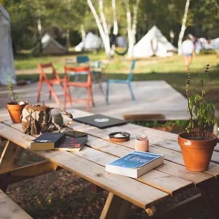 Le Repere Du Pin Sec - Glamping & Surfcamp Hotel Naujac-sur-Mer Exterior photo