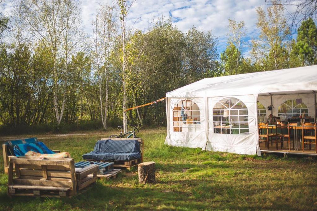 Campsite Le Repere Du Pin Sec - Glamping & Surfcamp Naujac-sur-Mer